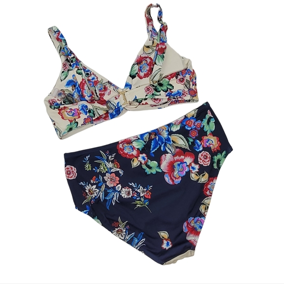 Johnny Was Maya 2 Piece Bikini Navy/Ivory Floral - Picture 2 of 6